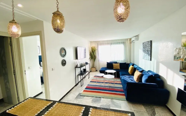 Foch Apartment