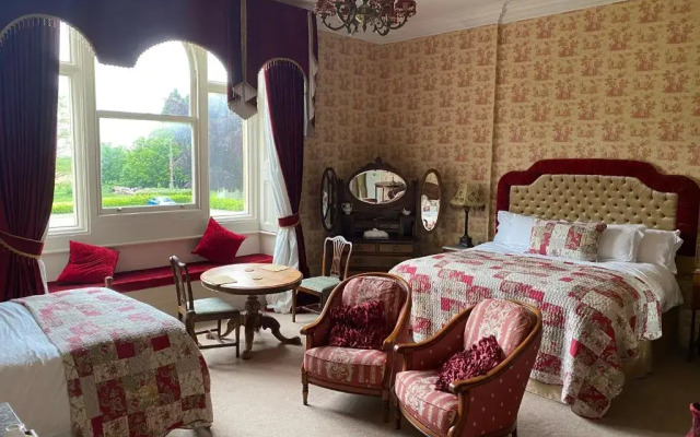 Rossington Hall