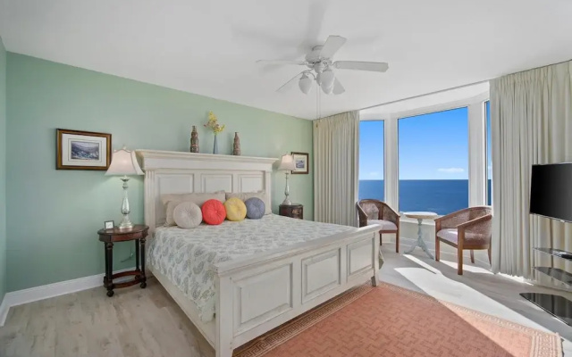 Emerald Beach 2325