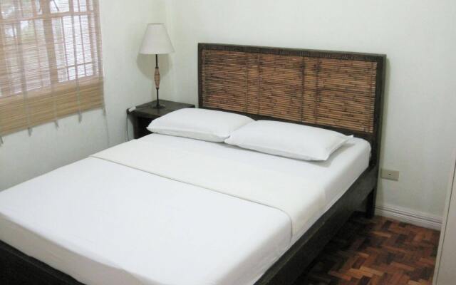 Отель Baguio Vacation Apartments Филиппины, Багуйо - отзывы, цены и фото номеров - забронировать отель Baguio Vacation Apartments онлайн комната для гостей