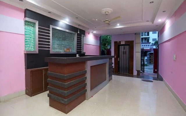OYO Flagship 12005 Days Inn
