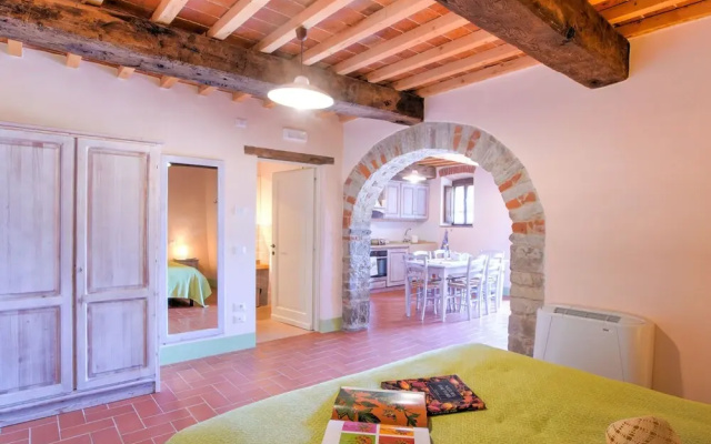 Cozy Holiday Home in Anghiari Italy With Pool