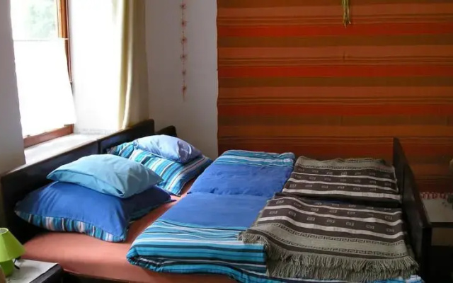 Sasfeszek Apartment