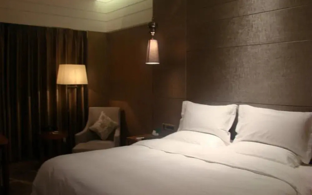 Gaoping Jiulong Hotel