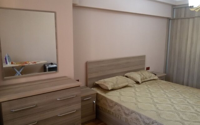 Отель Guest-house Relax Lux - Apartment Армения, Ереван - отзывы, цены и фото номеров - забронировать отель Guest-house Relax Lux - Apartment онлайн комната для гостей