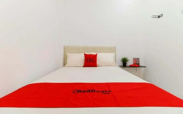 RedDoorz Plus @ Kapuk Business Park