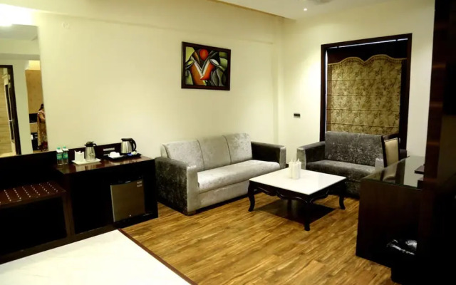 The Royal Bharti Hotel