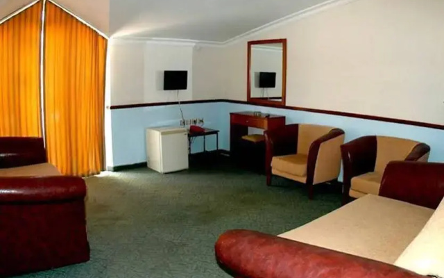 Han Palace Hotel
