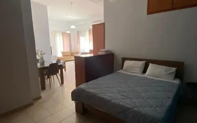 Seaside Studio 1 ( 30 meters from the beach )