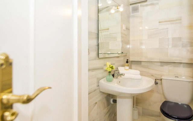 Eld1-stunning 2 Bedroom Penthouse in Puerto Banus