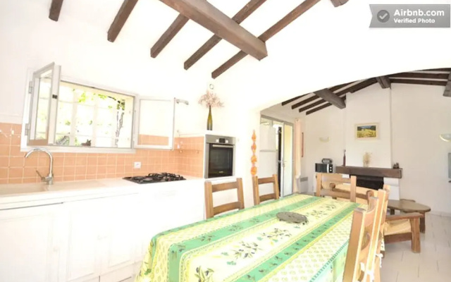 House With 2 Bedrooms in Sainte-maxime, With Wonderful Mountain View,