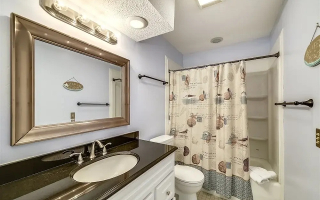 SailMaster 37 - Two Bedroom Condo