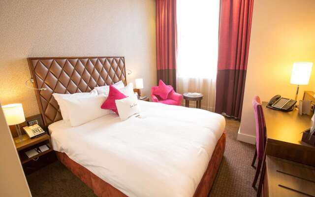Отель Doubletree by Hilton London Marble Arch вид на фасад
