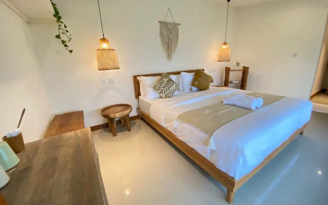 White Penny Hostel