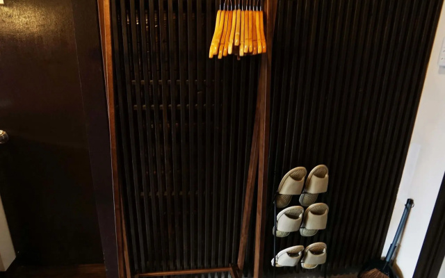 Japanese Condominium UNO