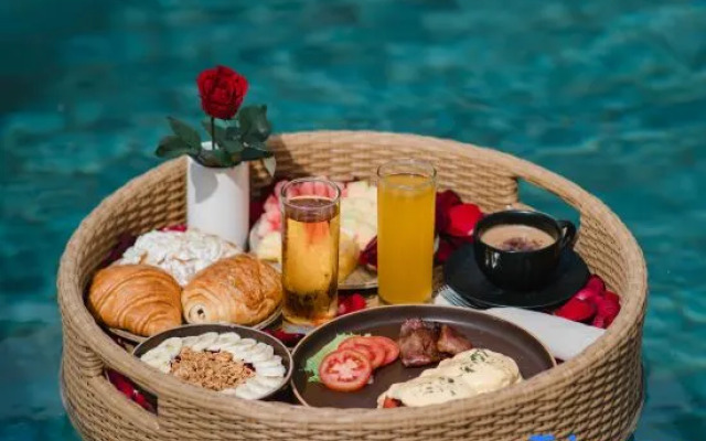 6 mins to La Brisa, Dream Stay Canggu No. 2