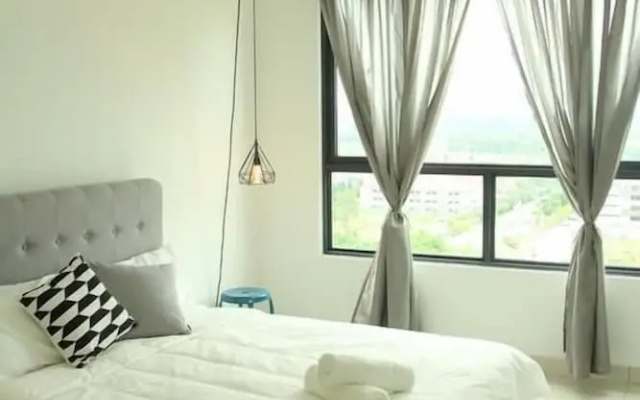 The Raffles Suites by Stayshare Homes