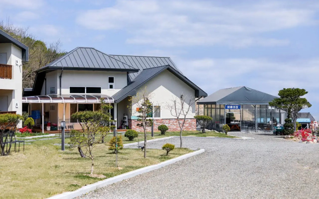 Samcheok Yonghwa Silkroad Pension