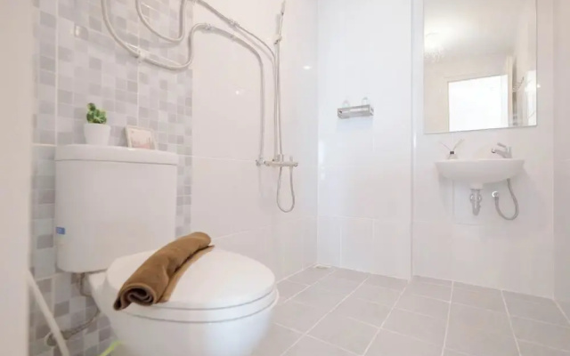 Cozy And Spacious 2Br Apartment Tokyo Riverside Pik 2