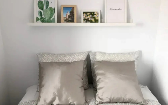Seville Vacation Rentals – Triana