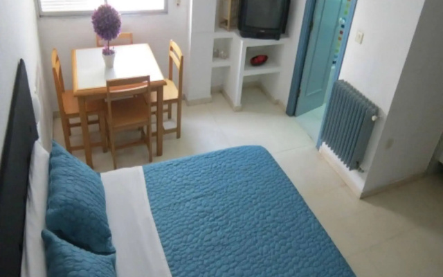 Comet Suites Almona