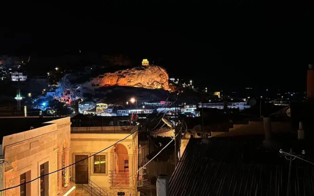 Zumrutu Anka Cave Hotel