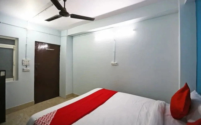 Dimpy House by OYO Rooms