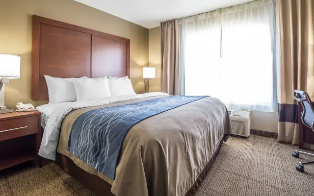 Country Inn & Suites