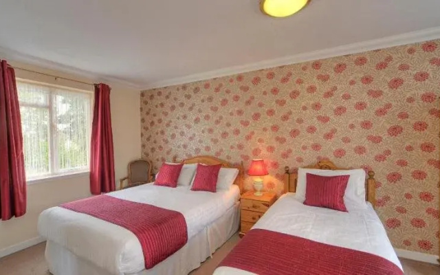 The Lochnell Arms Hotel