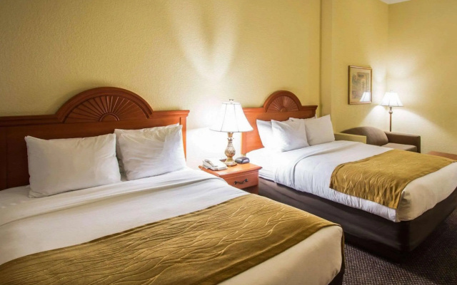 Comfort Inn & Suites Jupiter I-95