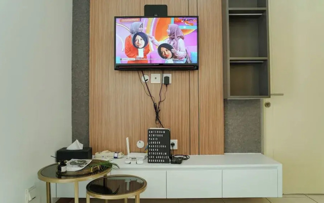 Modern Look And Comfy 2Br Apartment At M-Town Residence