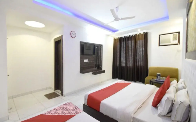 Oyo 16629 Hotel Jp International