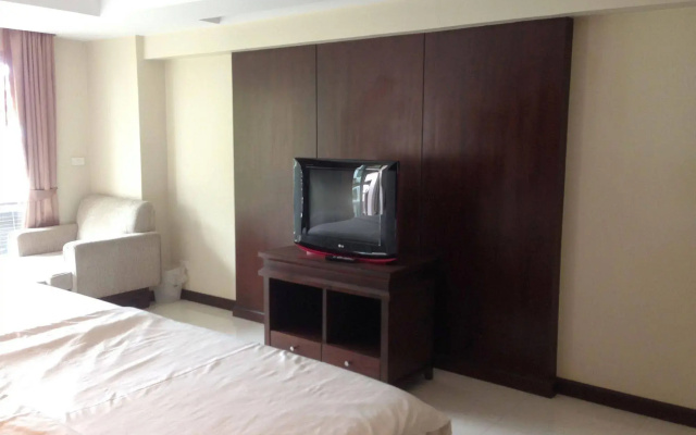 August Suites