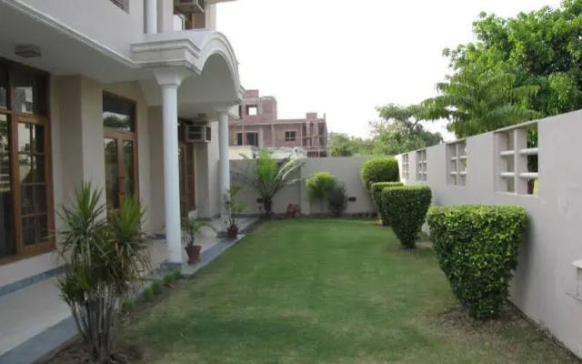 Absolute Guest House