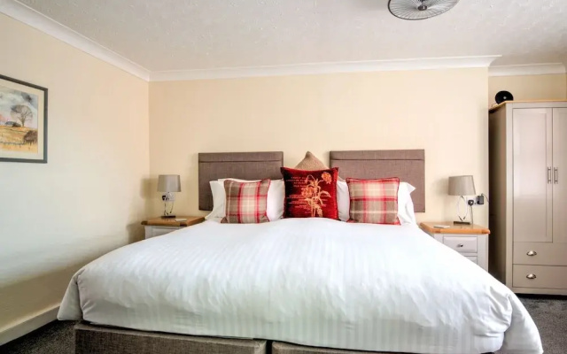Potters Mooring Guest House Hotel