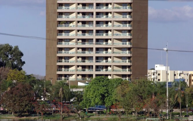 Lagoa Serena Flat Hotel