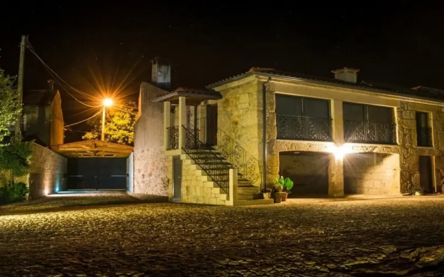 Pet Friendly BBQ Mesa de Jogos Mystay