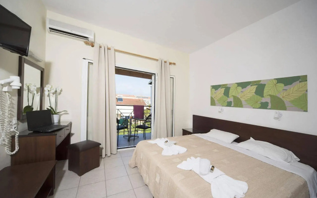Metaxa Apartments