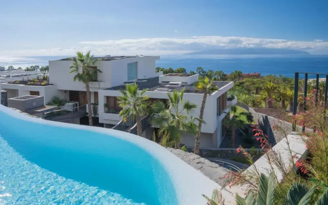 Los Jardines de Abama Suites
