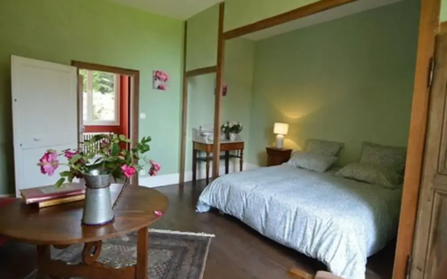 Lovely Mansion With Pond in Champvert