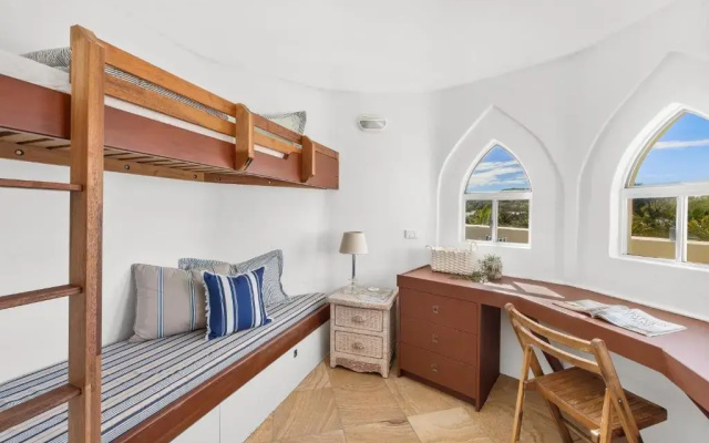 Mykonos, 3/37 Duke Street, Sunshine Beach