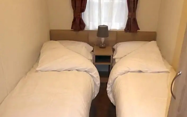 Lewis Lodge