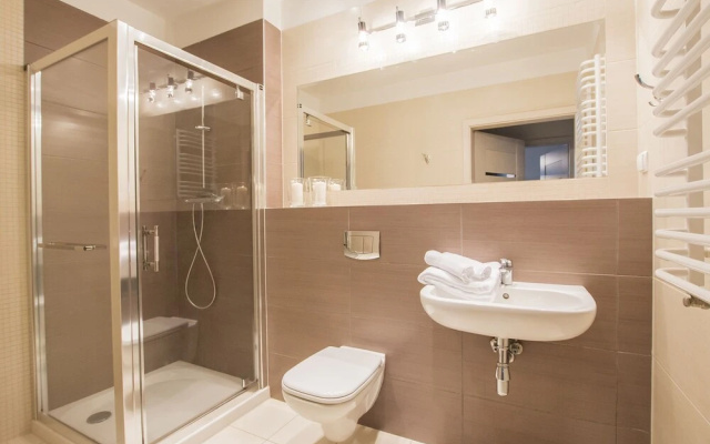 VacationClub - Feniks 2 Apartment