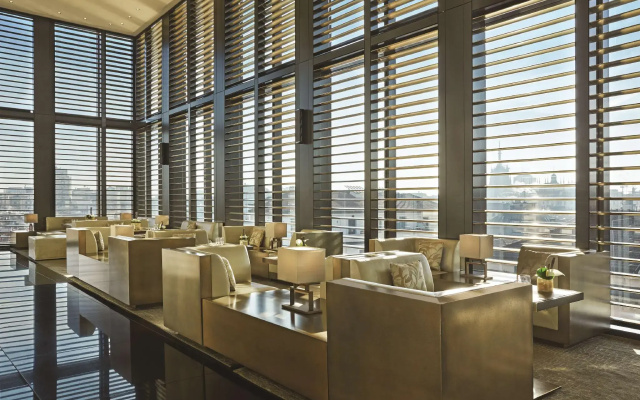 Отель Armani Hotel Milano