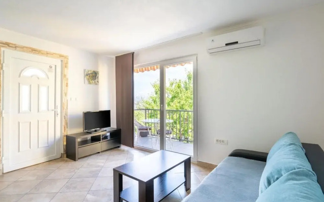 Elegant Holiday Home in Lovran With Swimming Pool