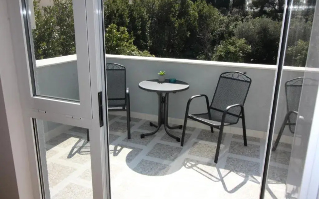 makarska centre1free parking