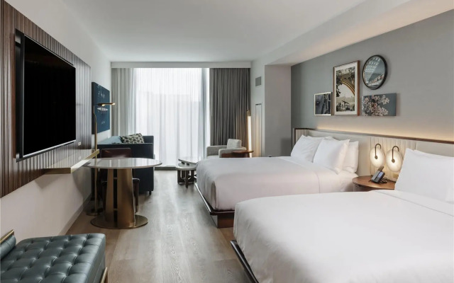 Hilton Arlington Rosslyn The Key