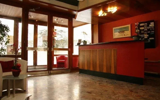 Hotel Rhone