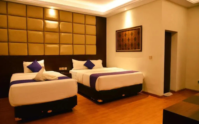 Grand Sahman Hotel