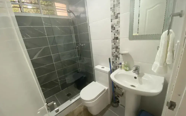 7DR Apt in Prime Location Near Monumental Area